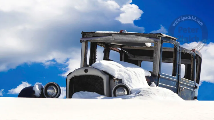 3d designer Peter Zigich, Toronto, ON, Canada, creating 3D concepts, photorealistic renderings packaging, POP, display, pallet, photography gallery.